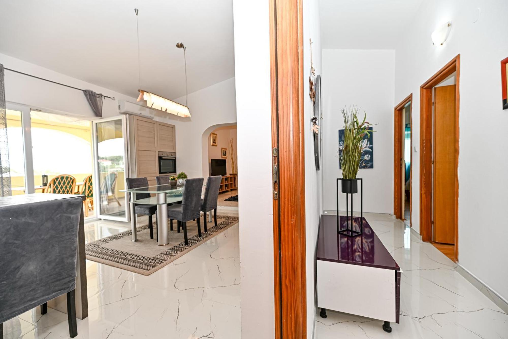 Apartment Razanac Nikola 2 Екстер'єр фото