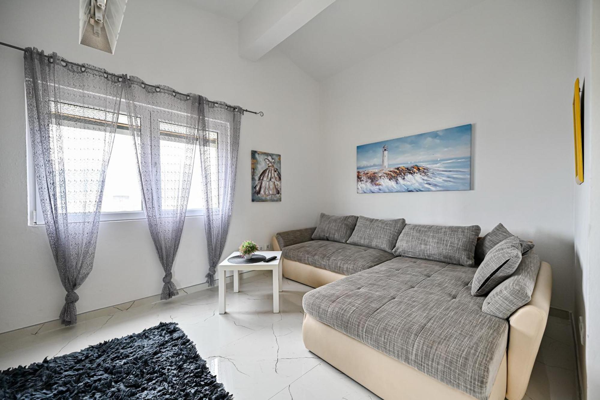 Apartment Razanac Nikola 2 Екстер'єр фото